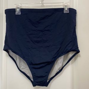Woman’s Land’s End, High waist swim bottoms, size 18W, Navy Blue.
